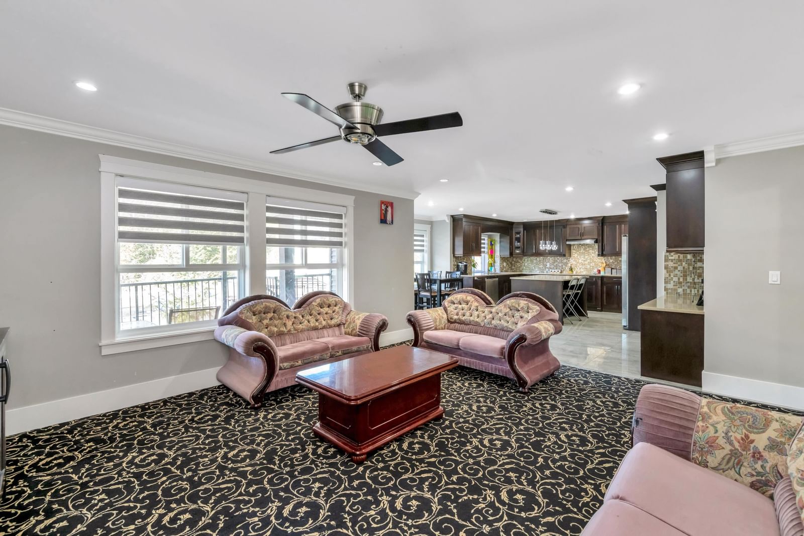 Listing Image 19