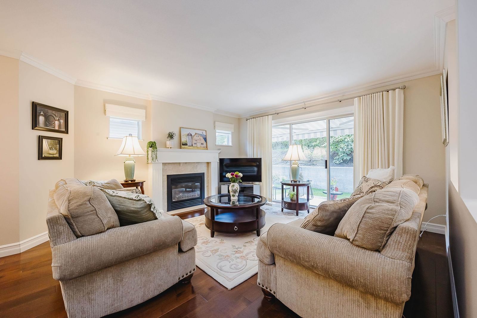 Listing Image 16