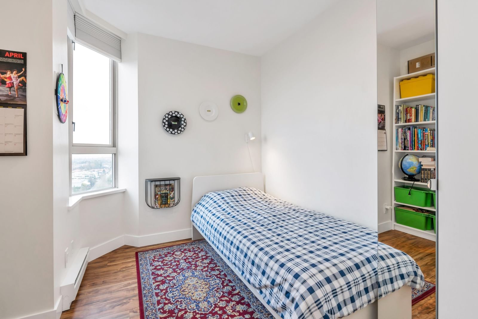 Listing Image 19