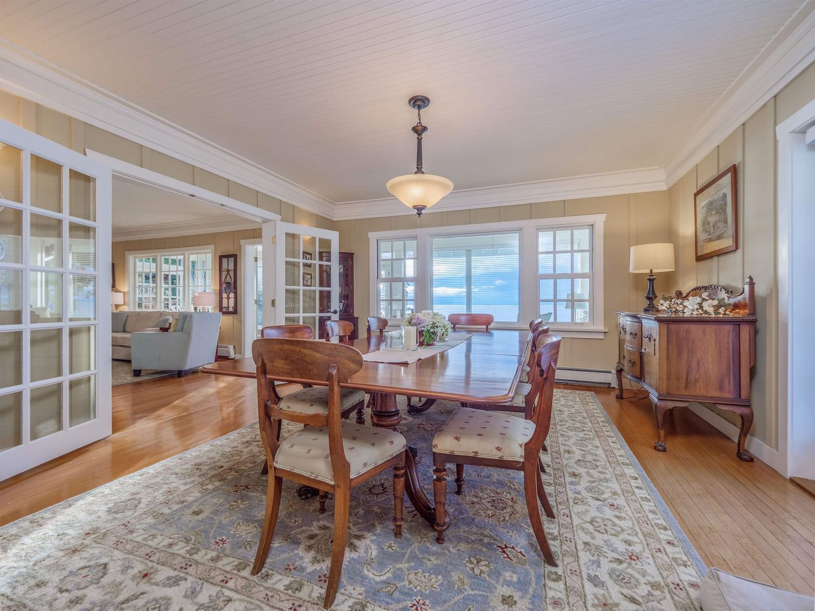 Listing Image 11