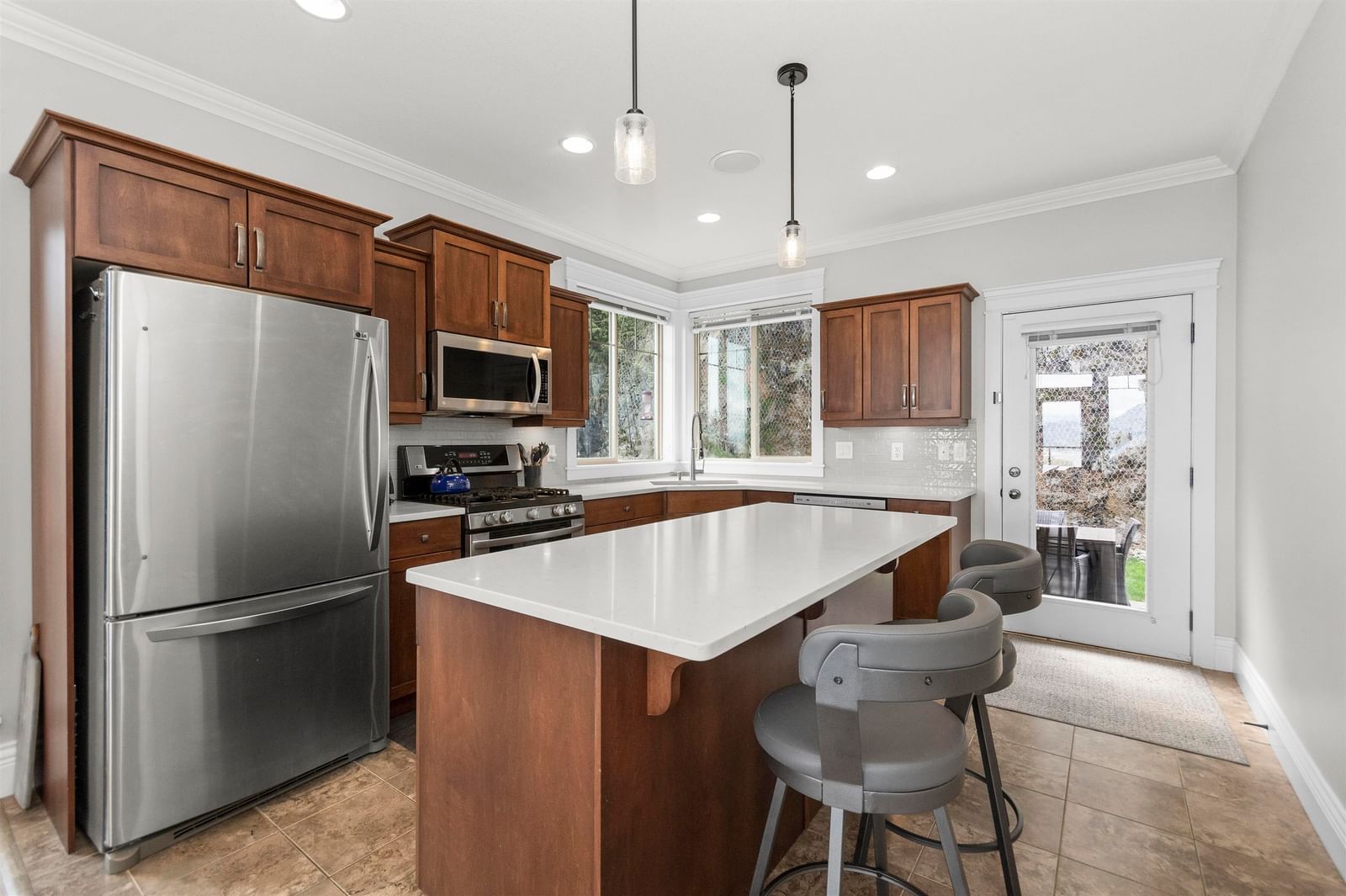 Listing Image 14