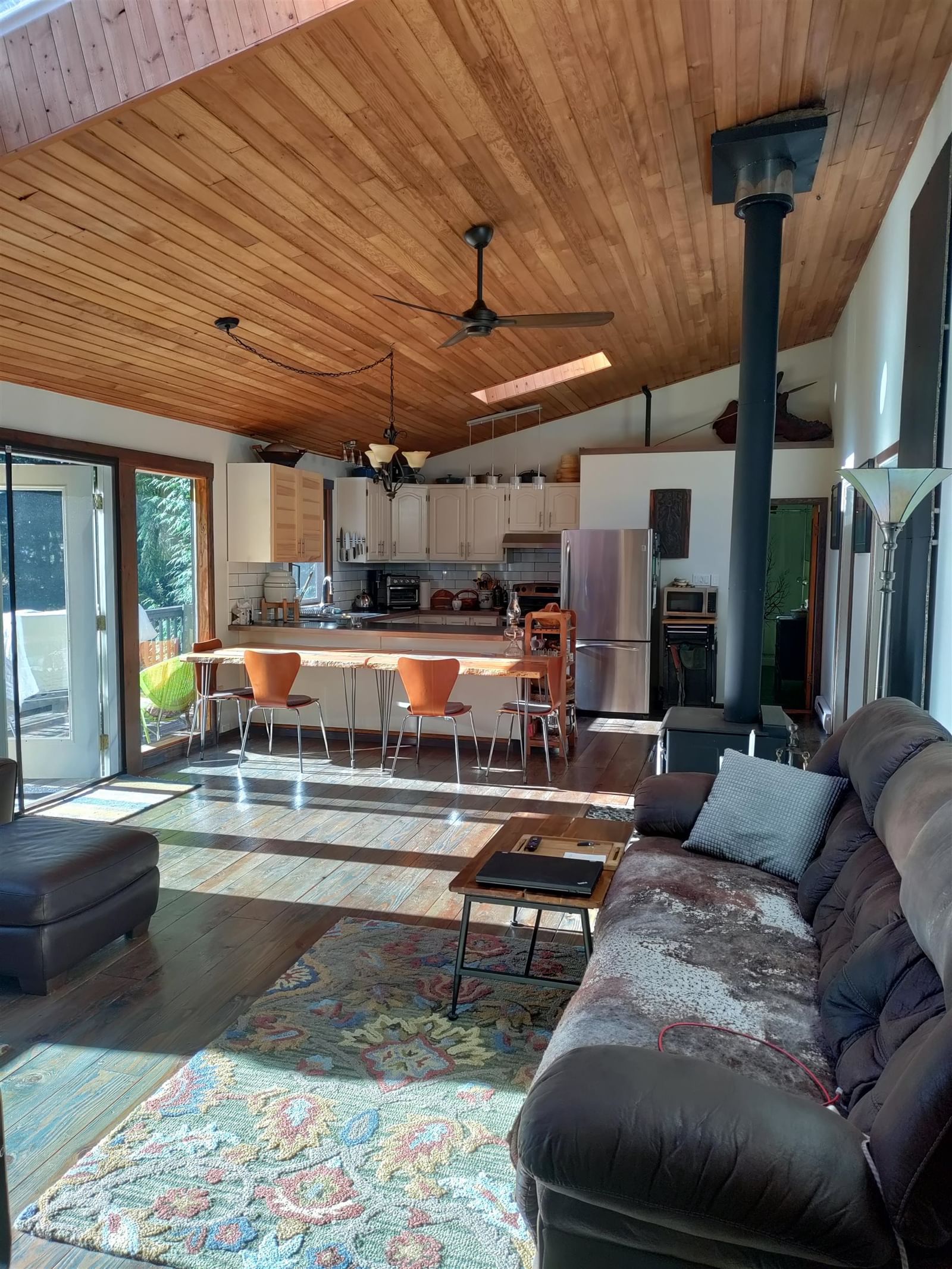 Listing Image 11