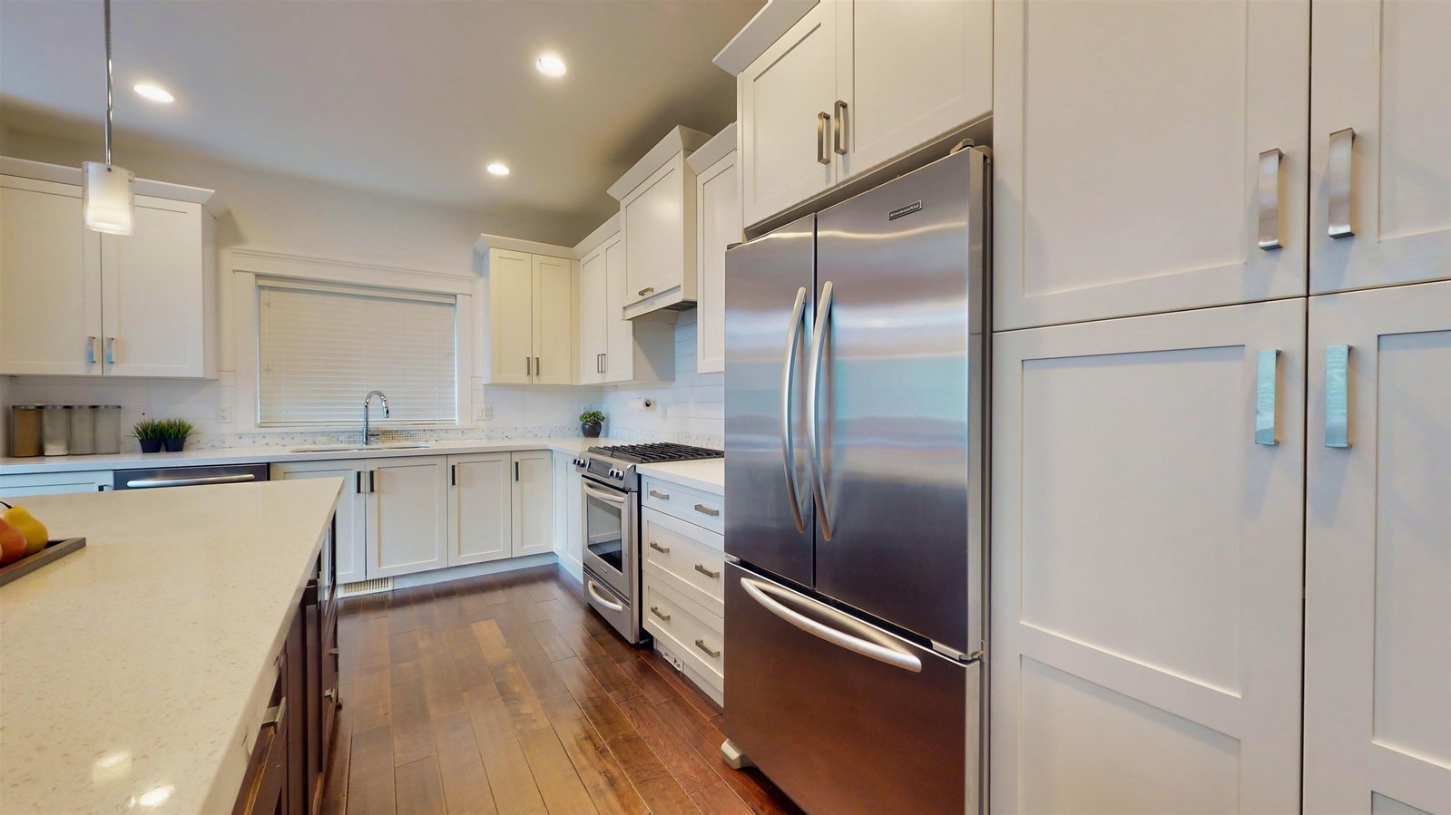 Listing Image 15