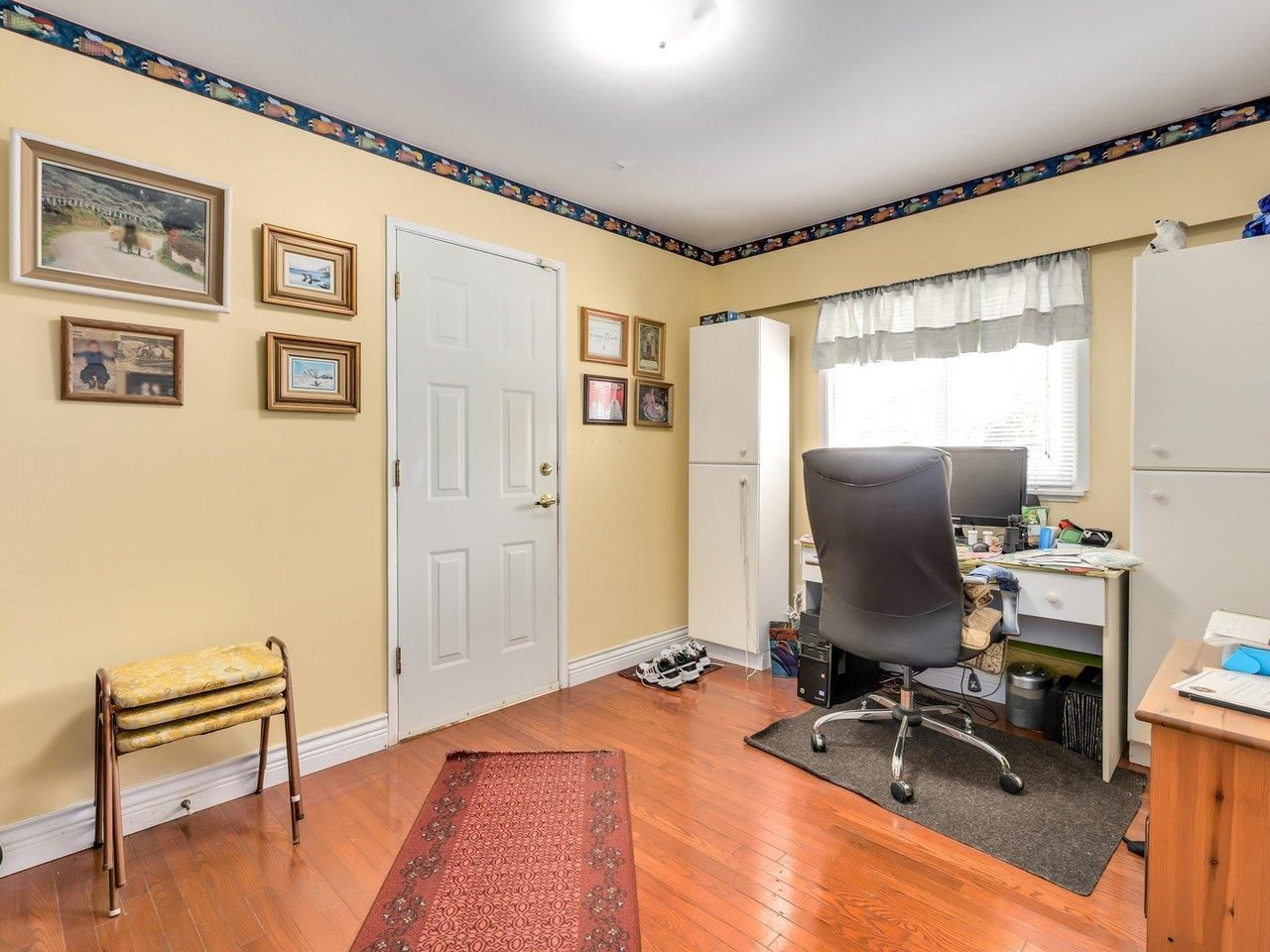 Listing Image 14