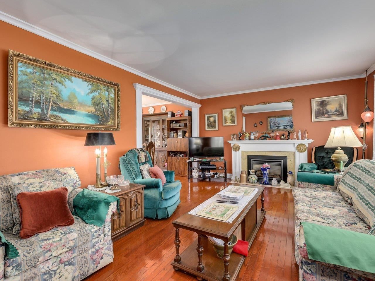 Listing Image 3