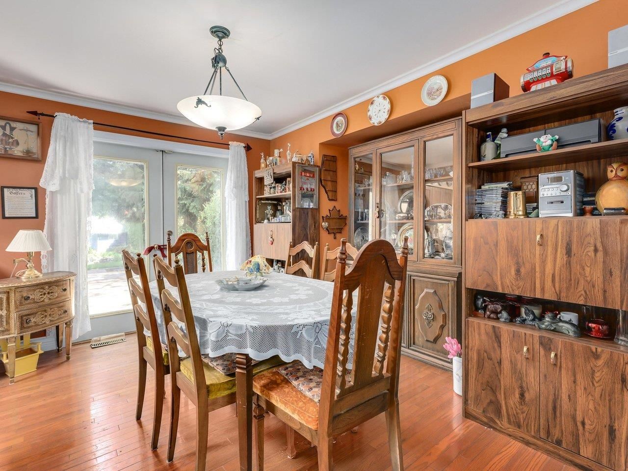Listing Image 6
