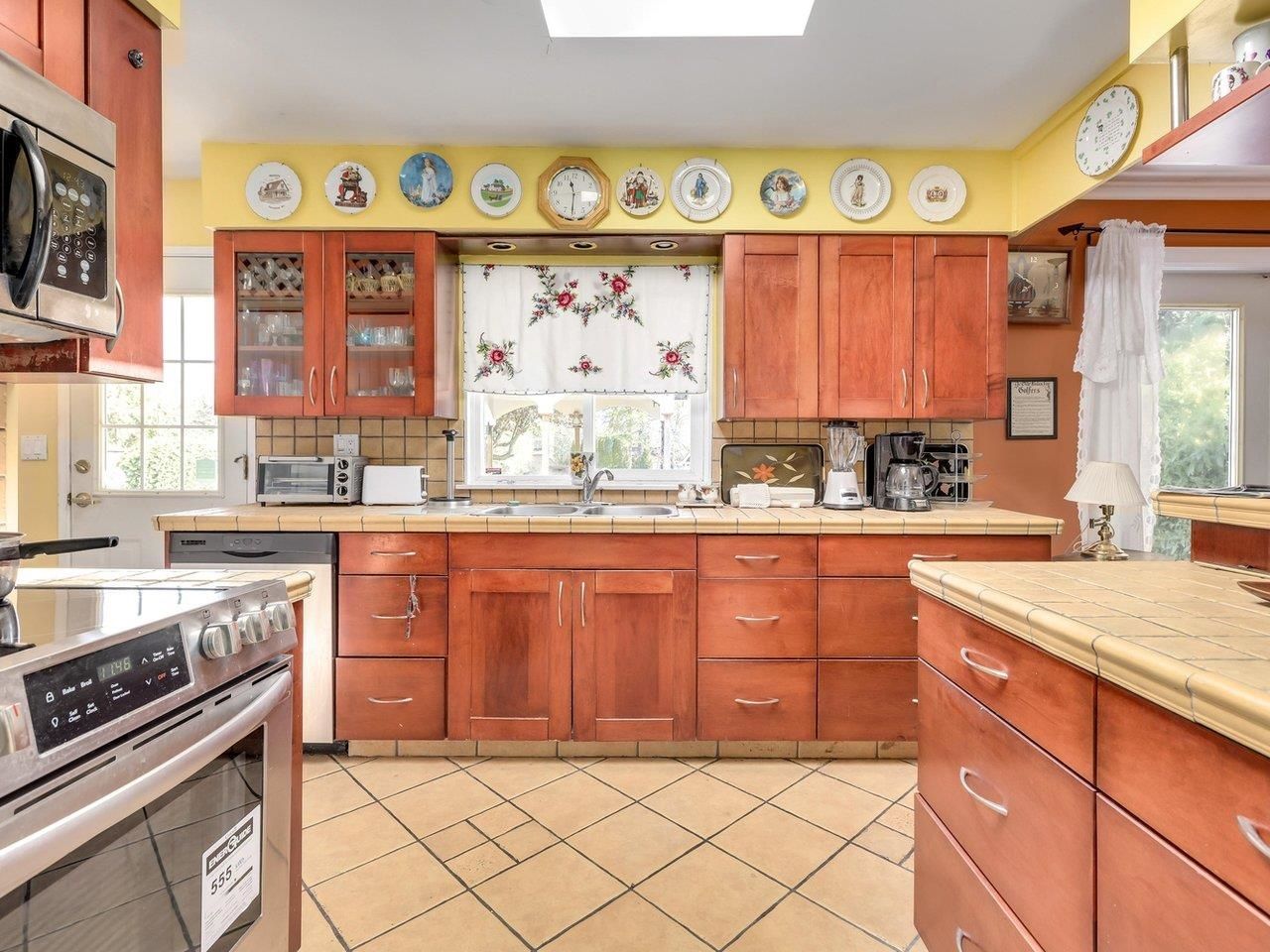 Listing Image 9