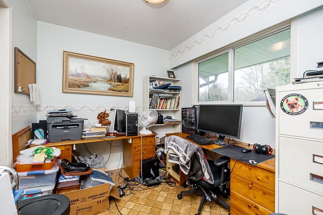 Listing Image 14