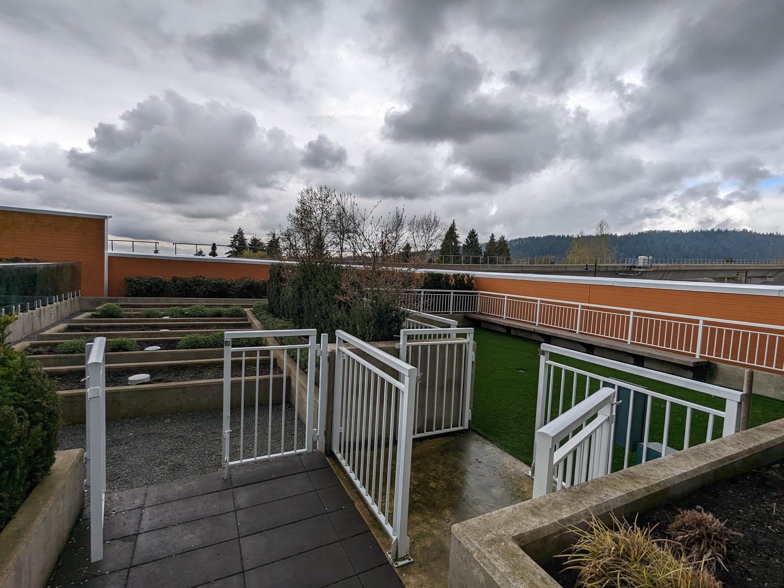 Listing Image 16