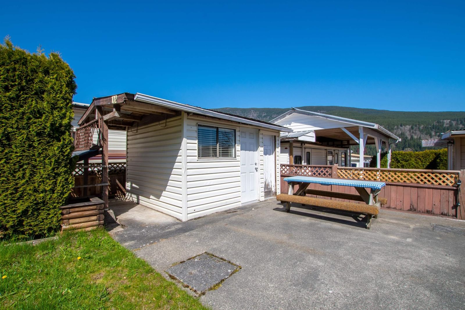 Listing Image 9