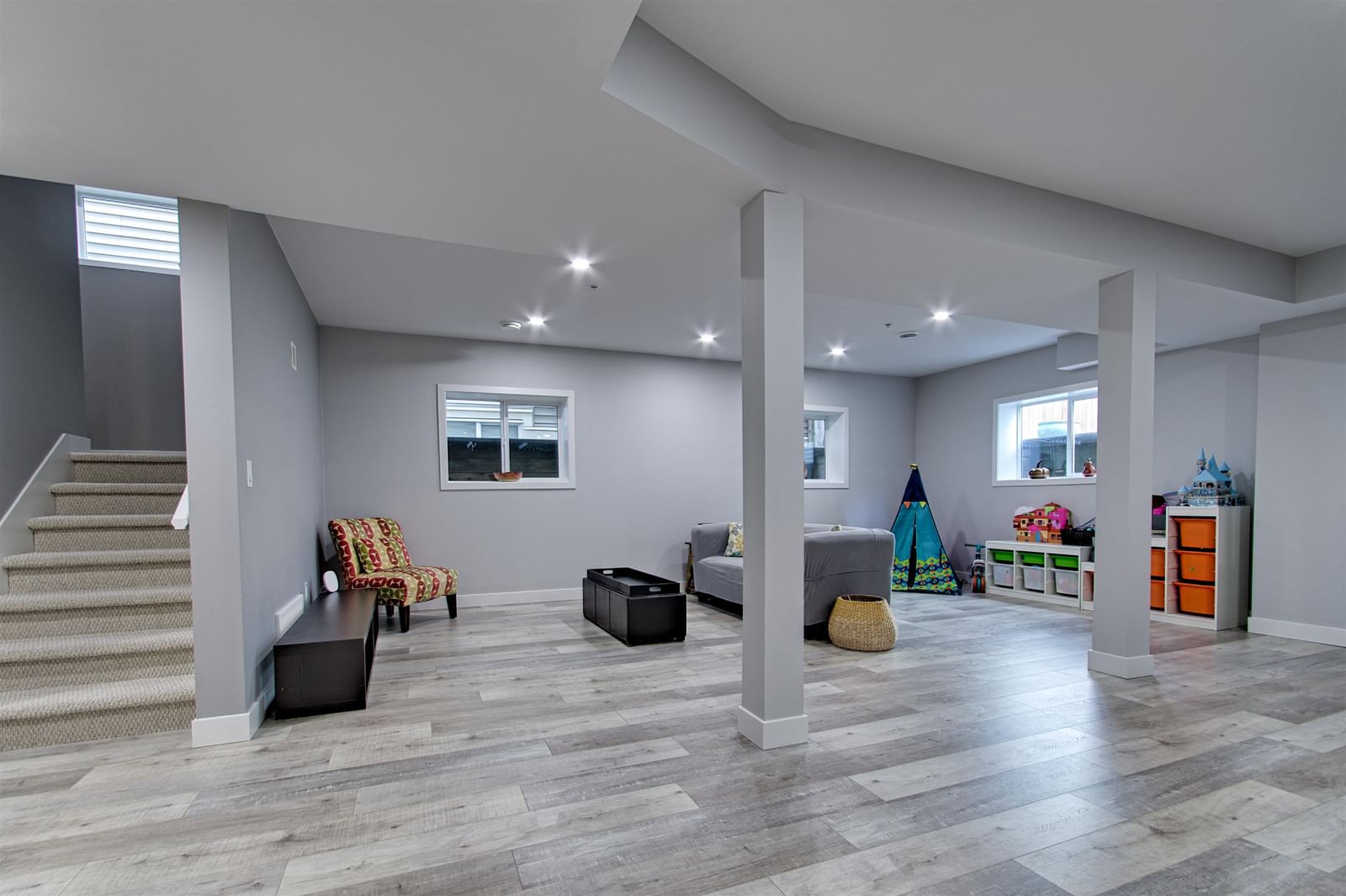 Listing Image 14