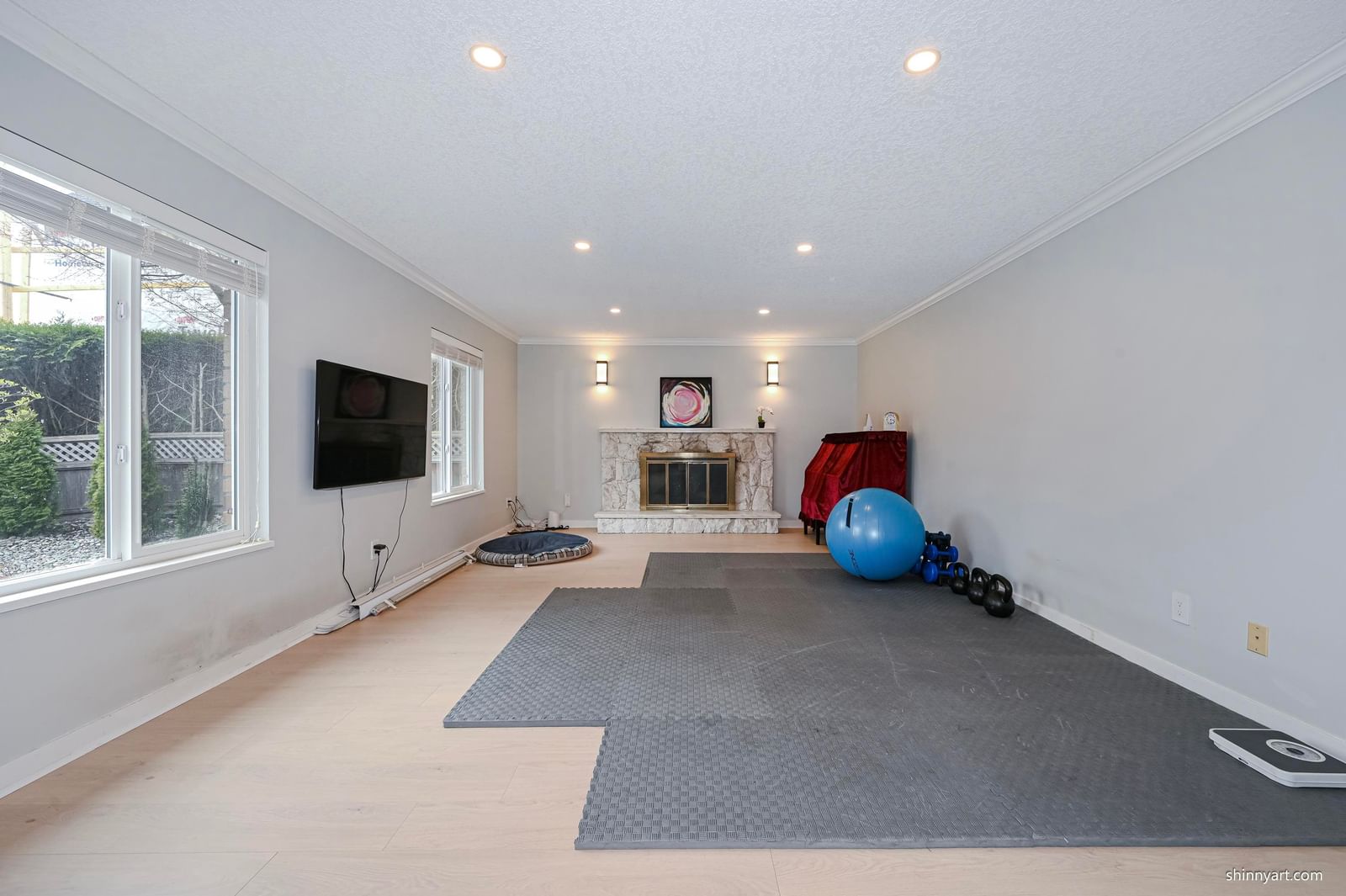 Listing Image 6