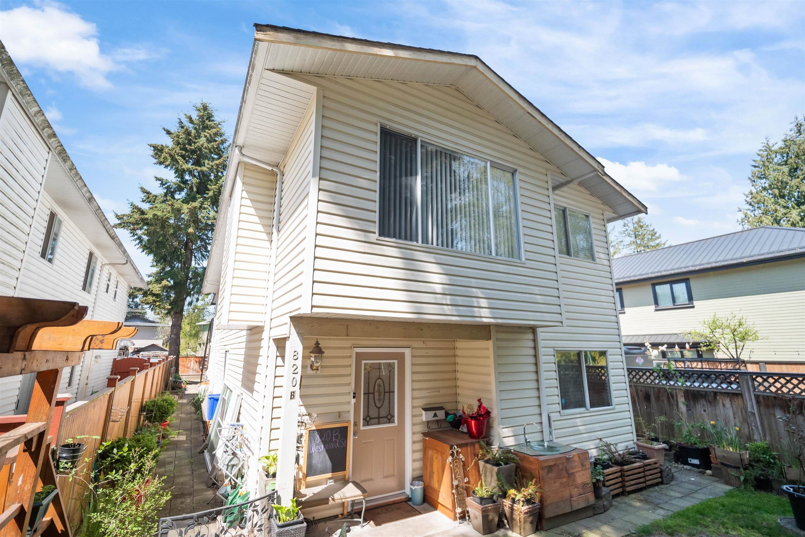 Listing photo 3