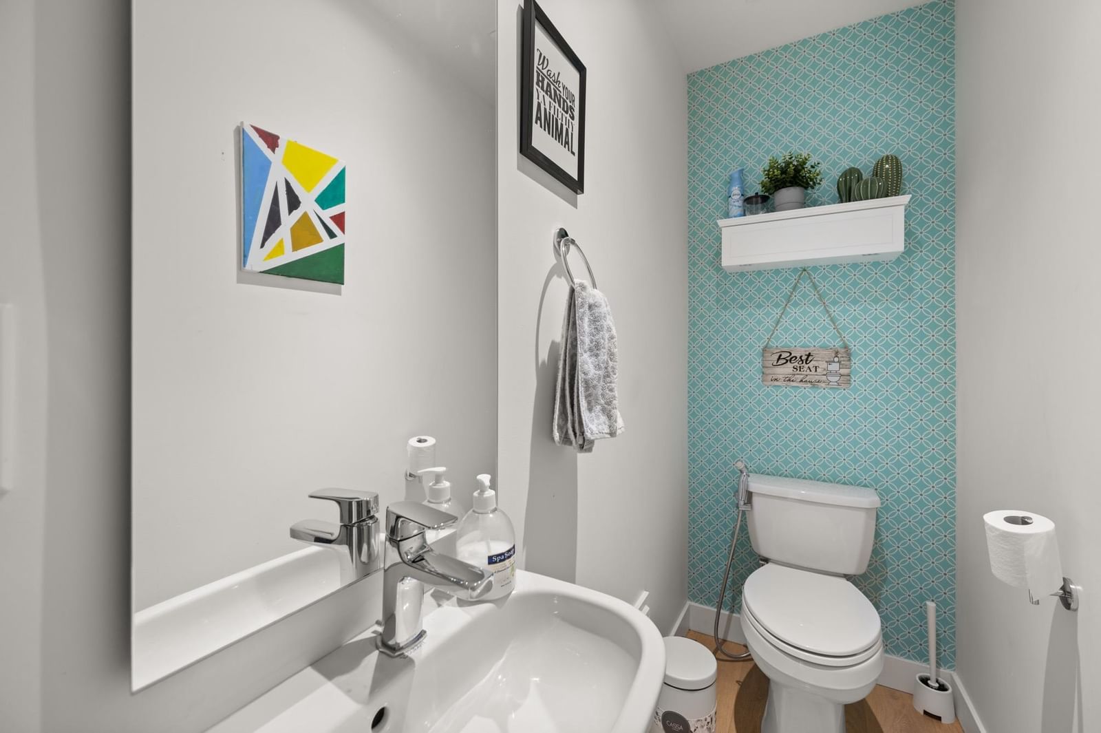 Listing Image 12