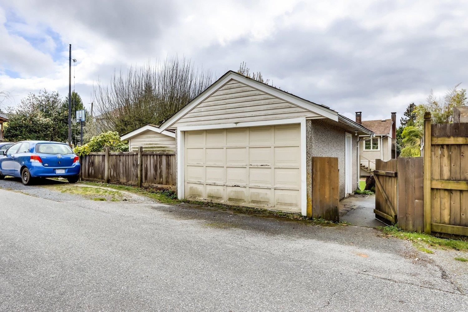 Listing Image 32