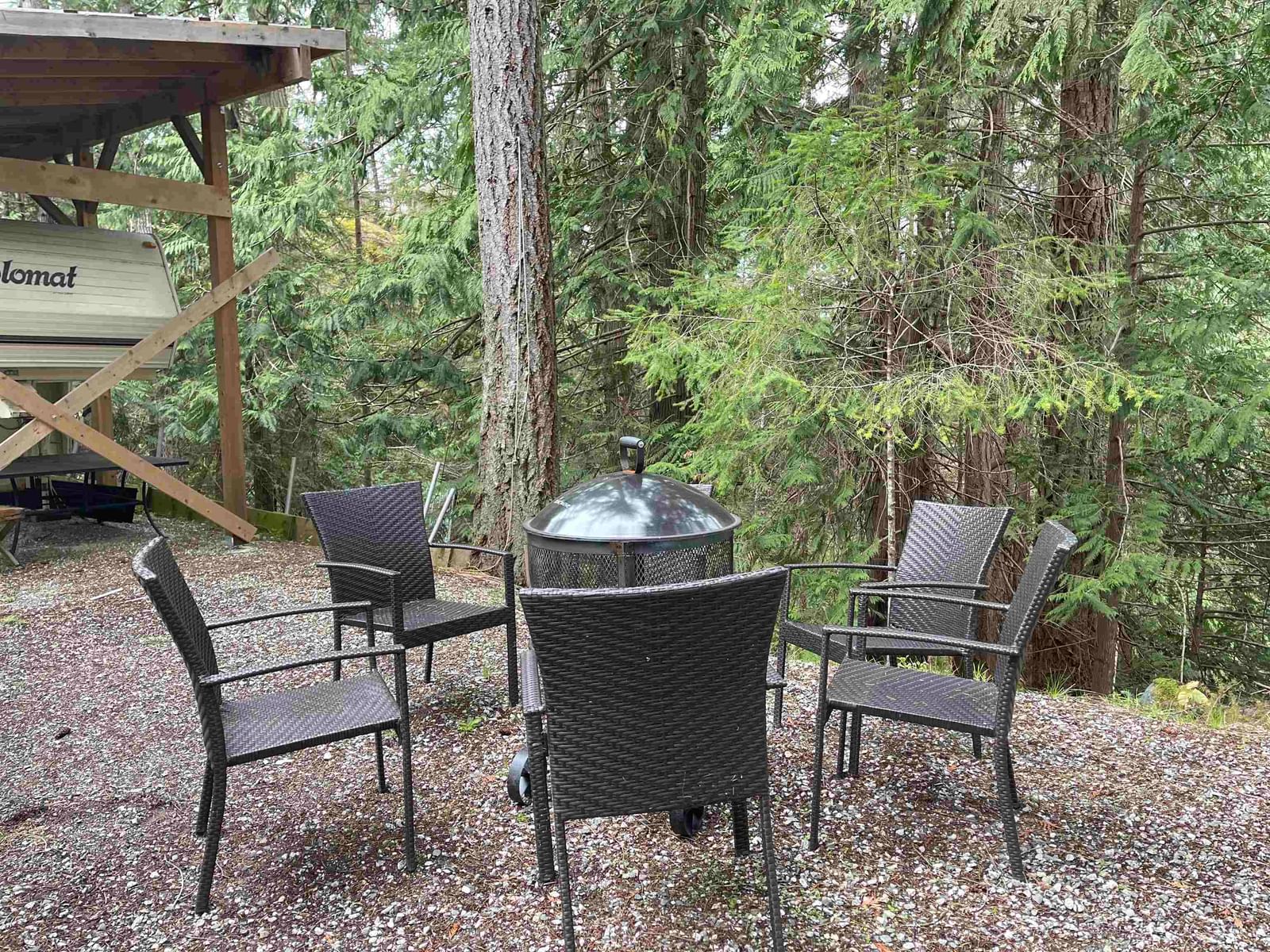 Listing Image 11