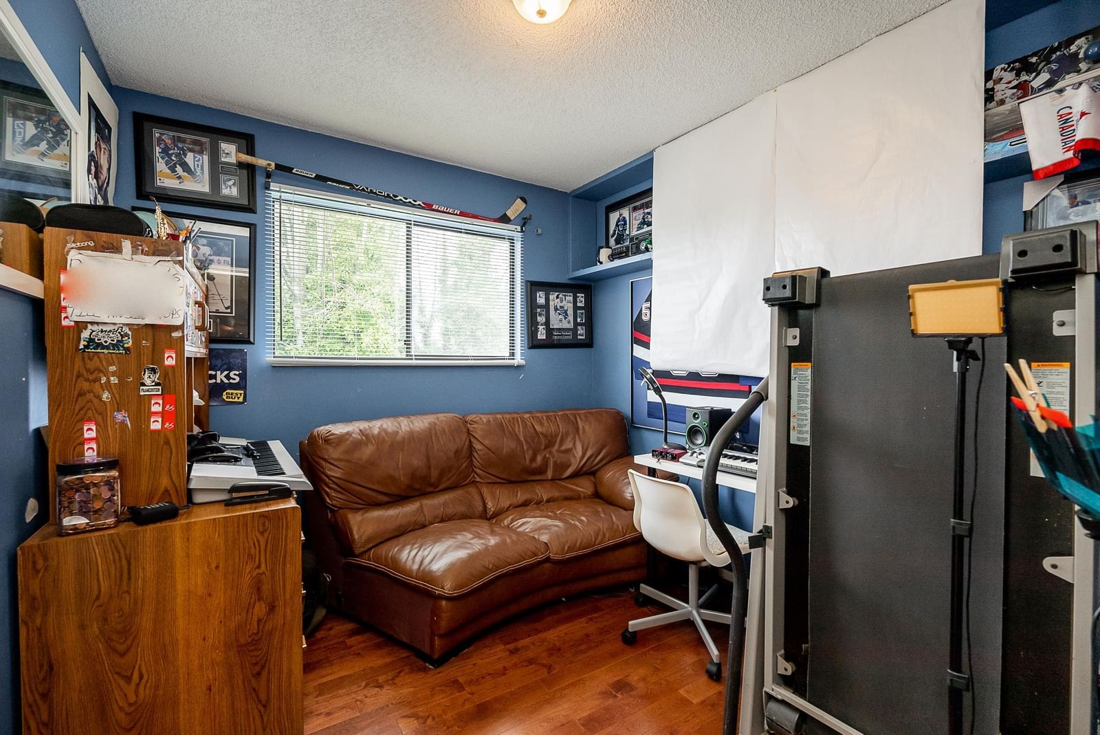 Listing Image 17