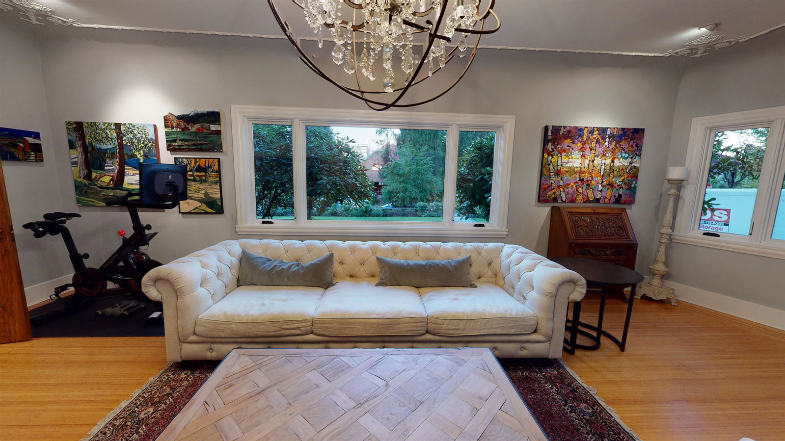 Listing Image 6