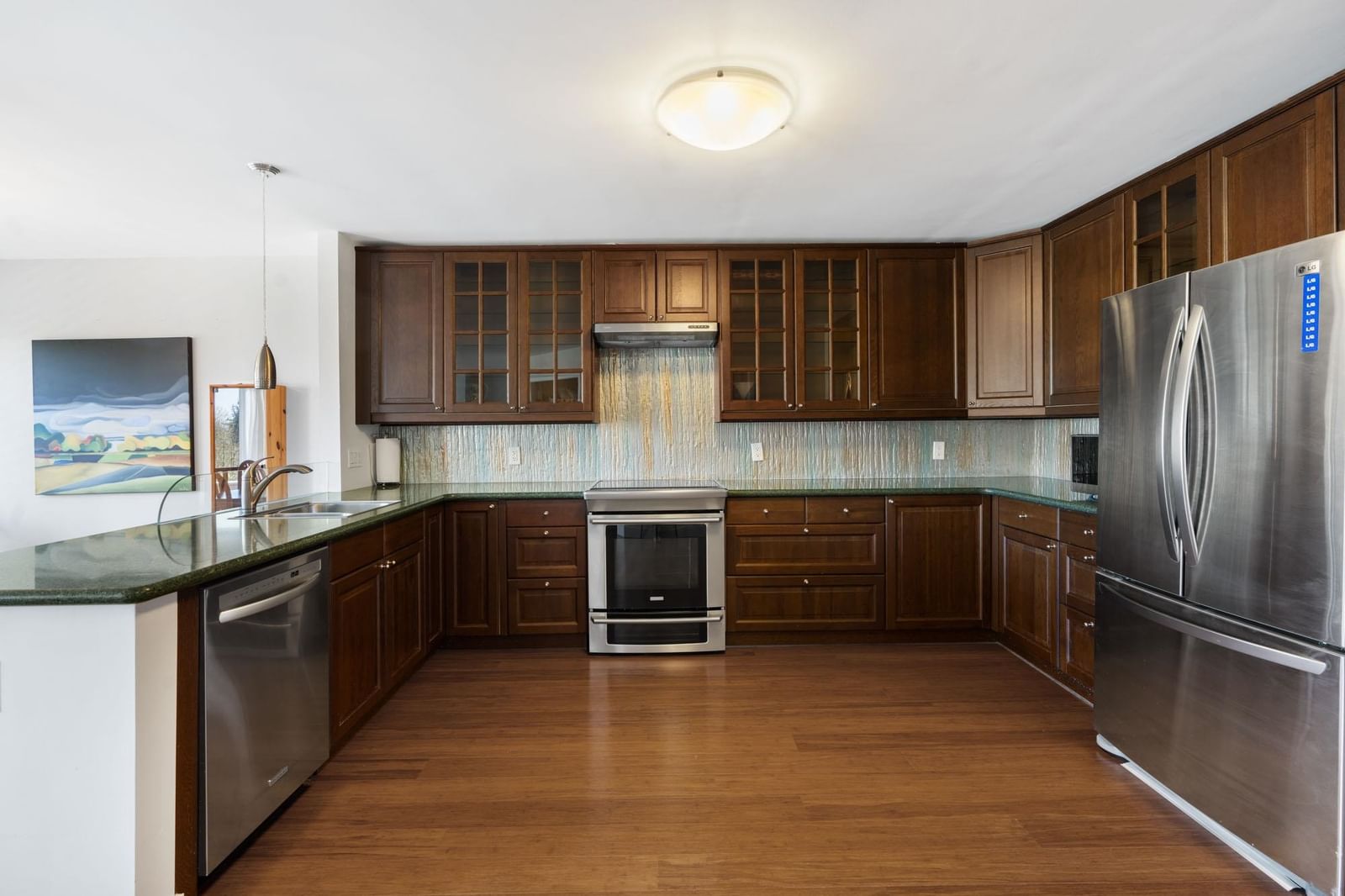 Listing Image 14