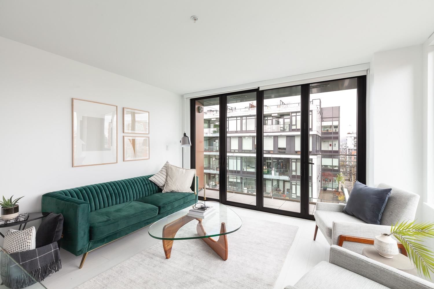 Listing Image 9