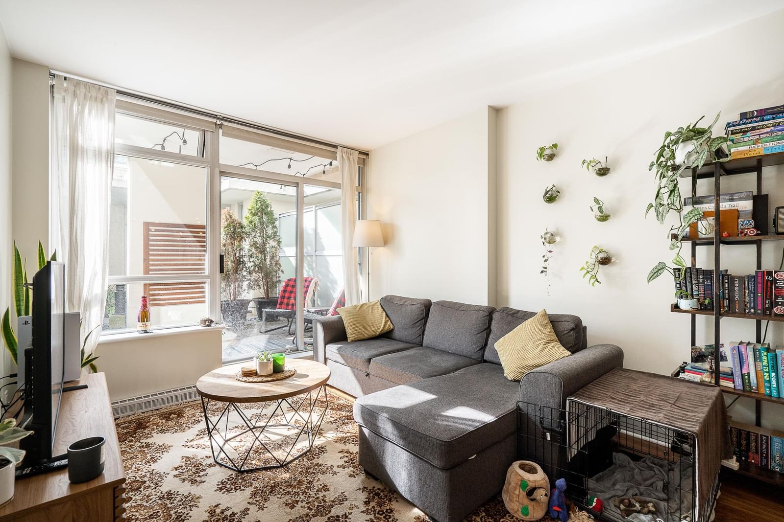 Listing Image 10