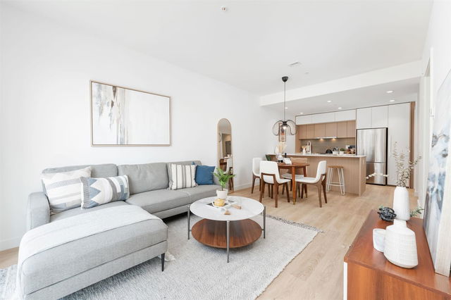 204 - 9888 University Crescent