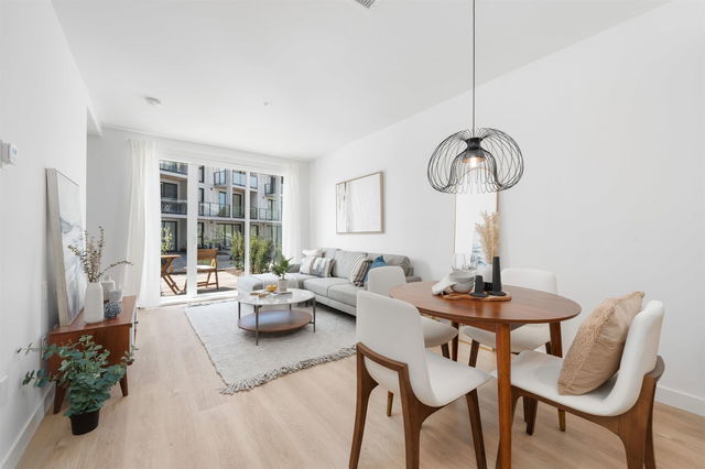 204 - 9888 University Crescent