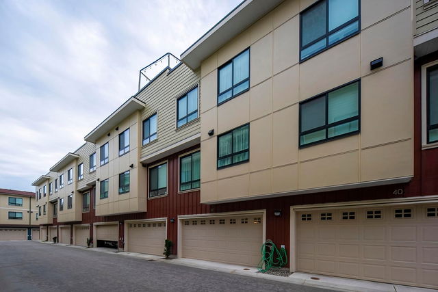 41 - 10233 River Drive