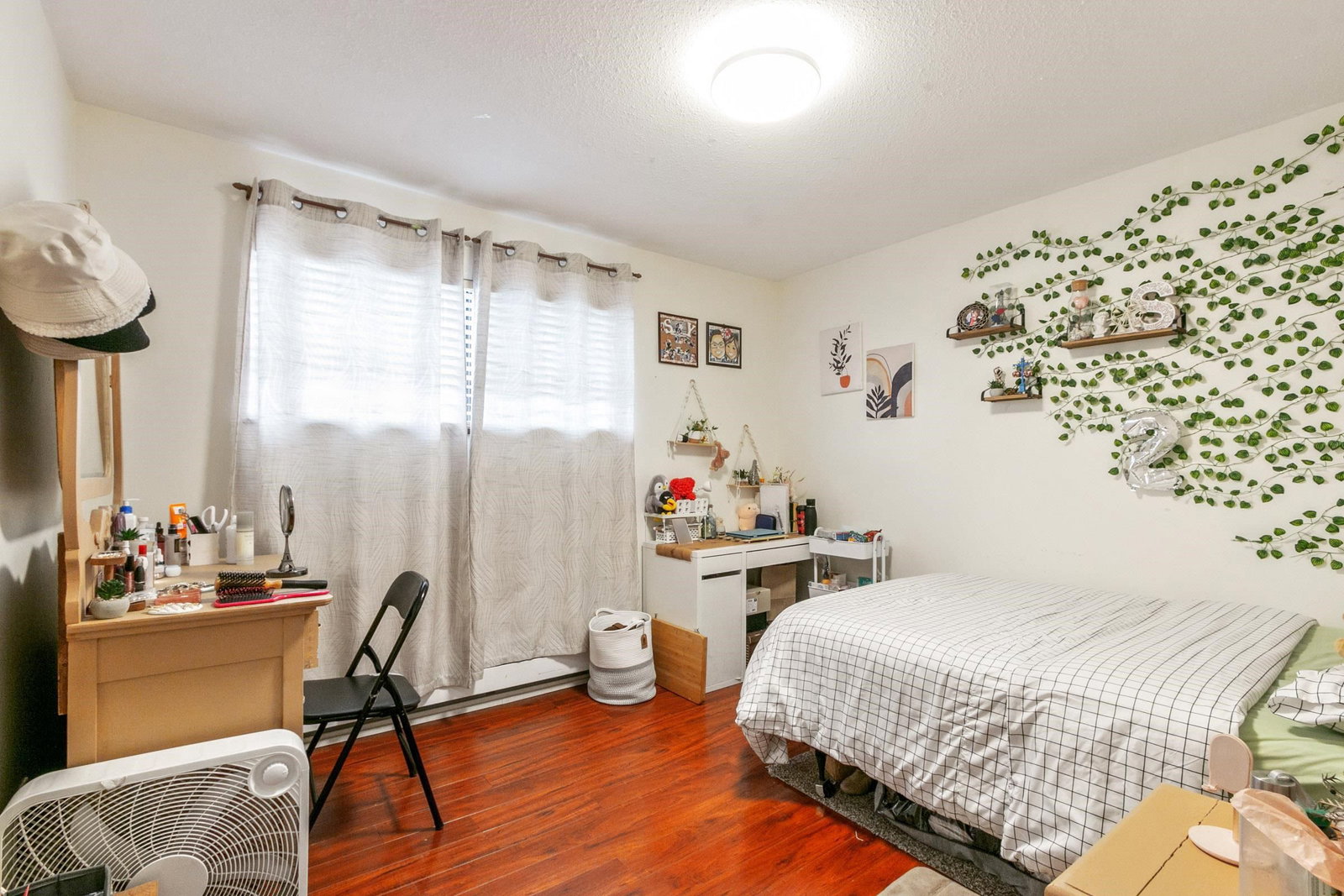 Listing Image 20