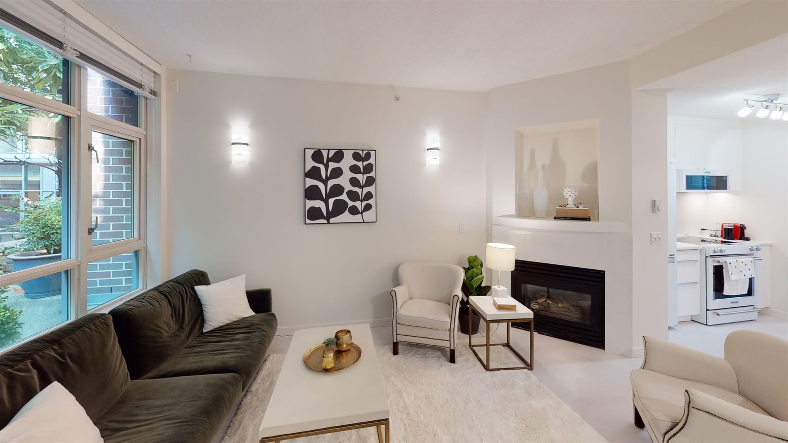 Listing Image 5