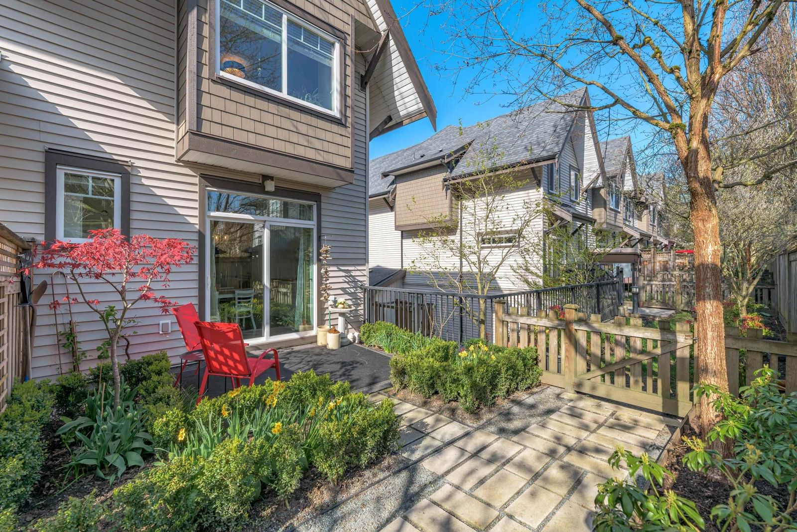 Listing Image 11