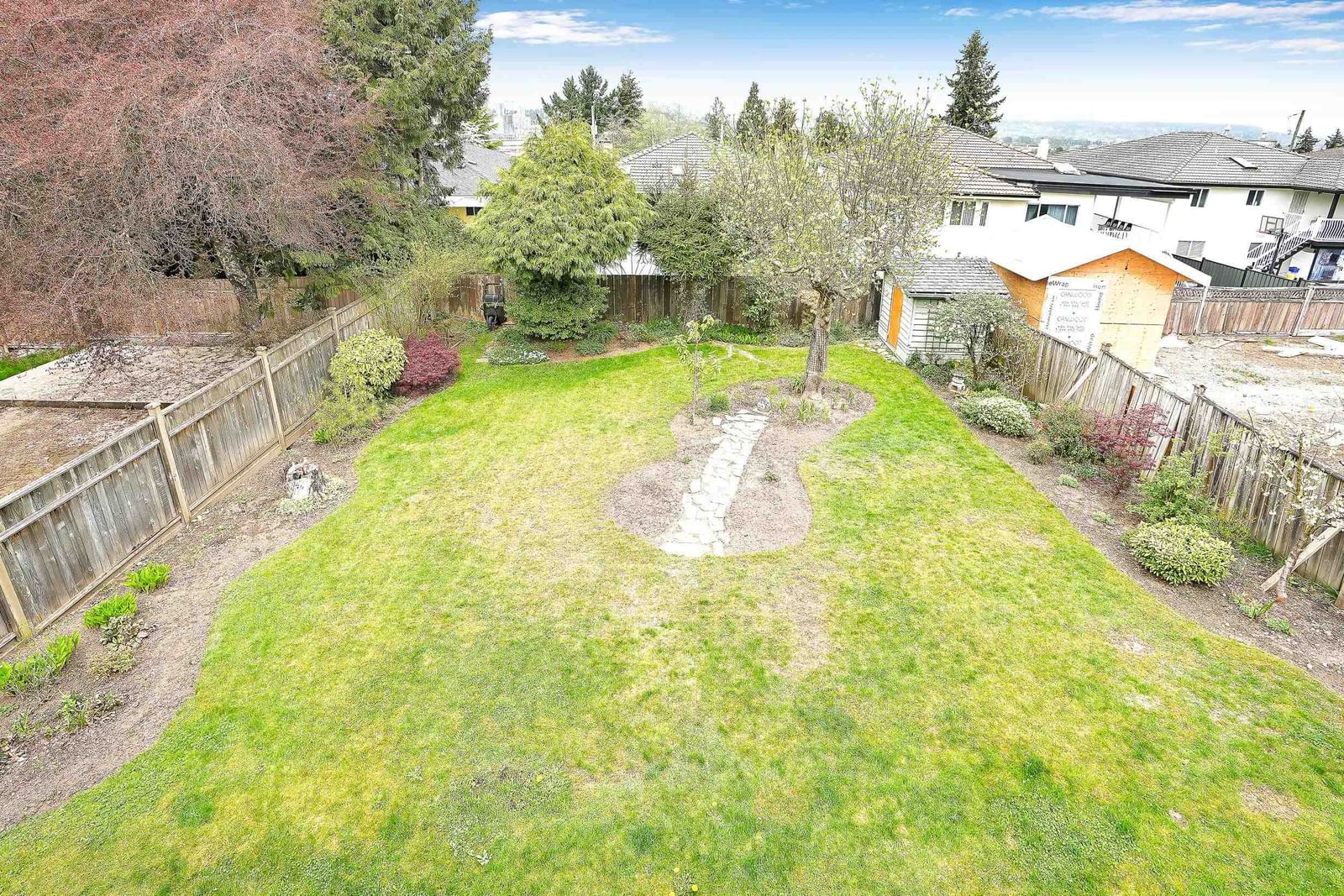 Listing Image 25