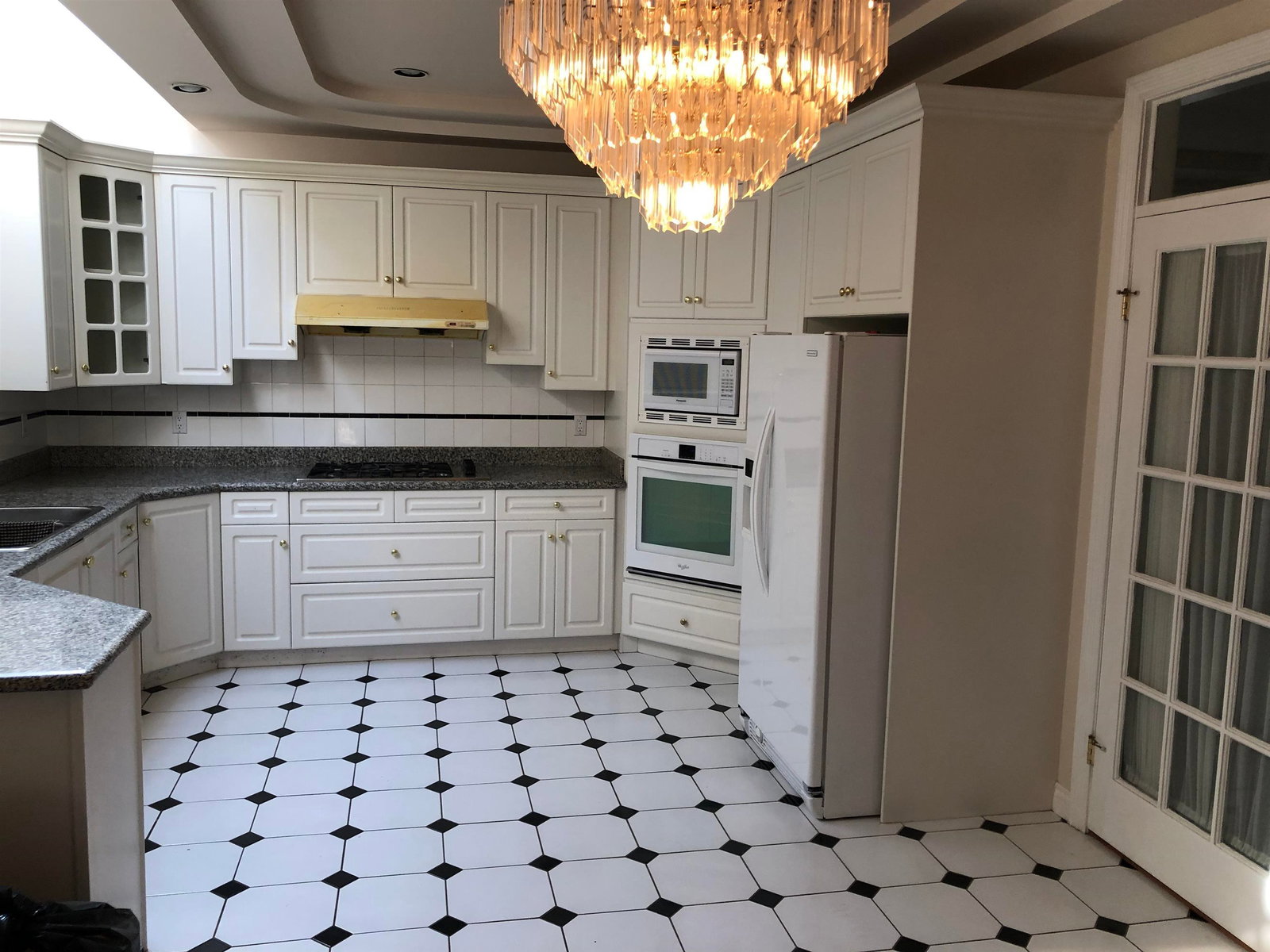 Listing Image 15