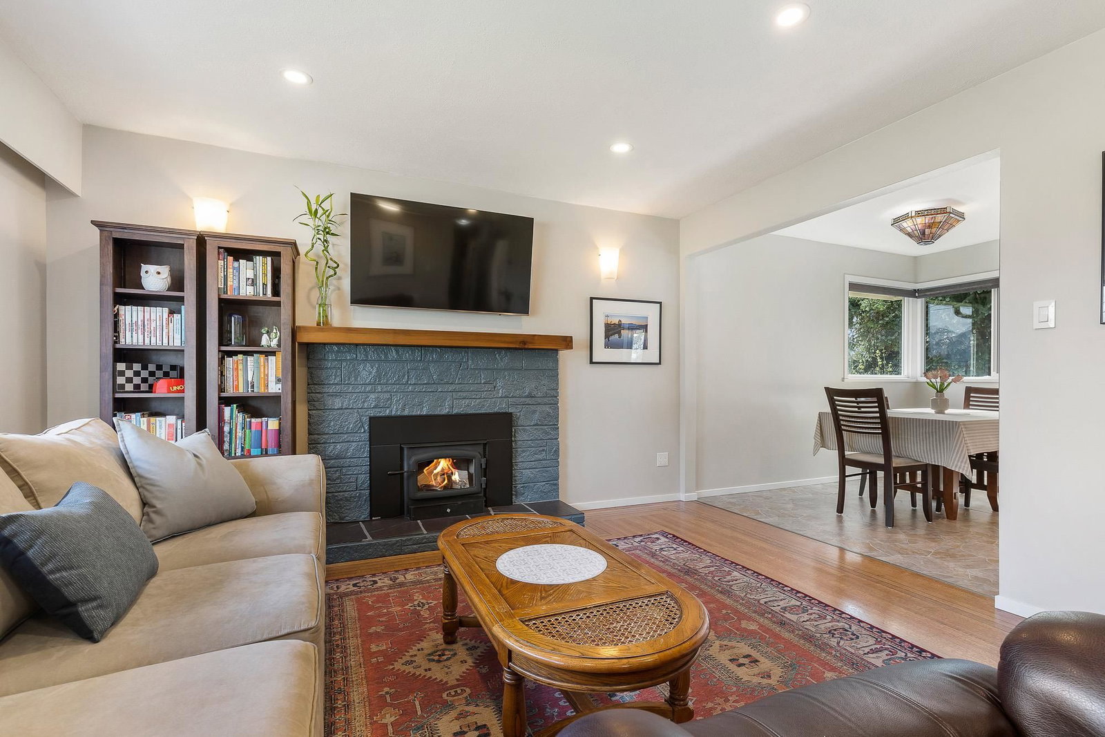 Listing Image 16