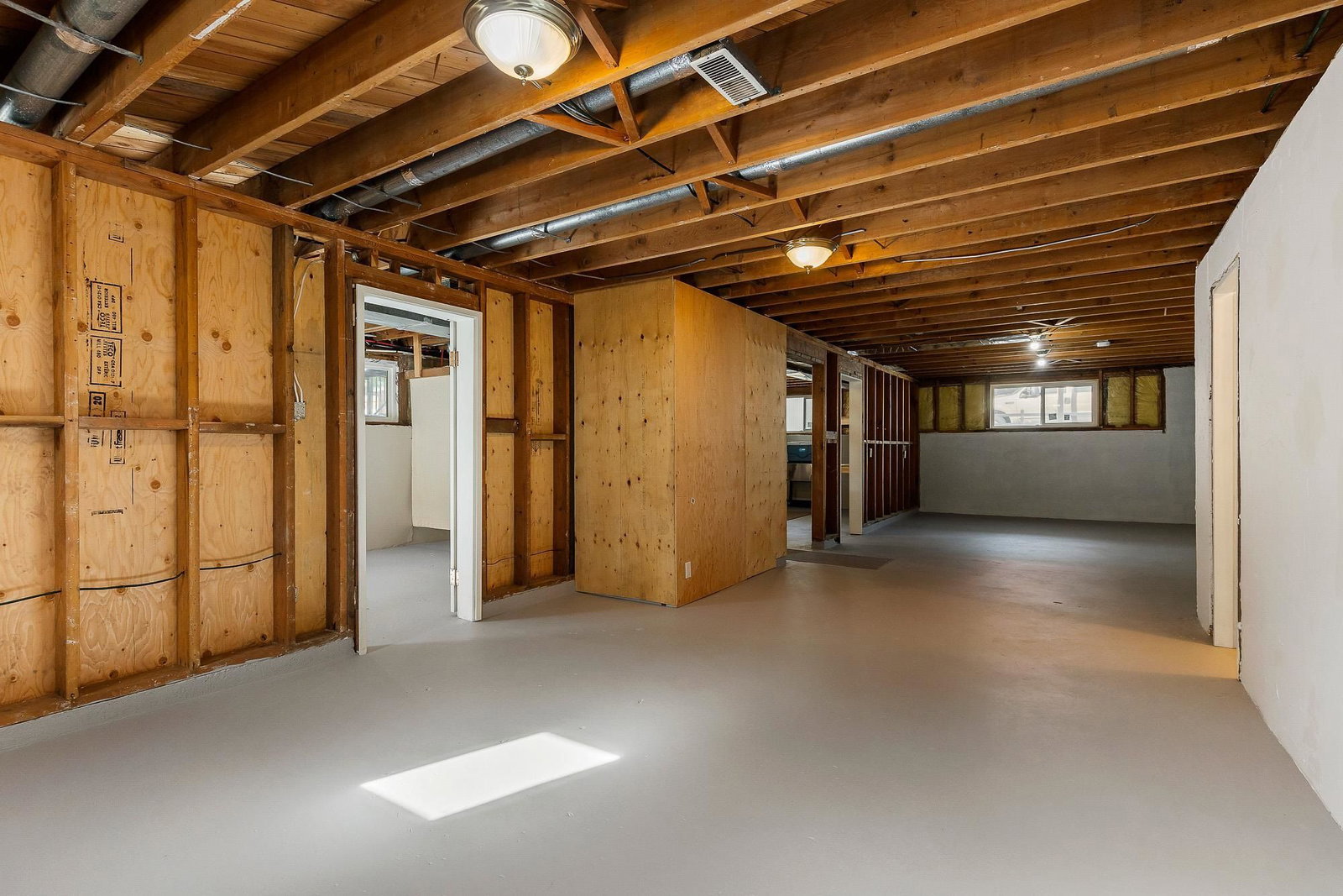 Listing Image 23