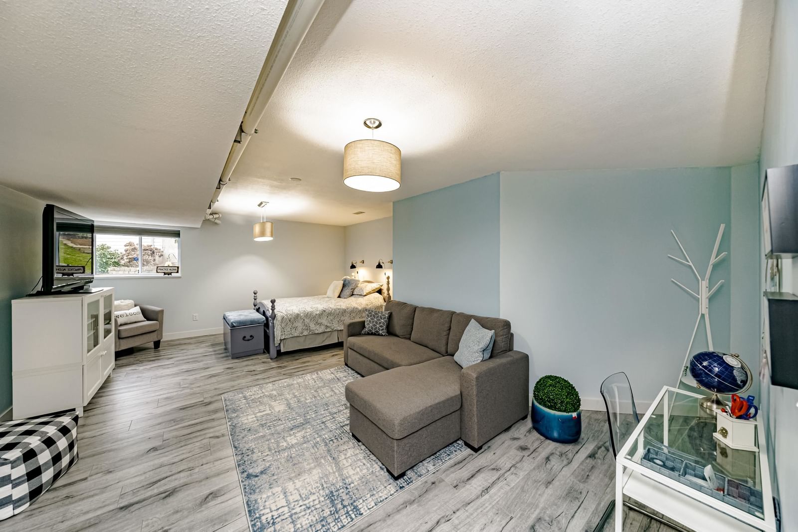 Listing Image 29