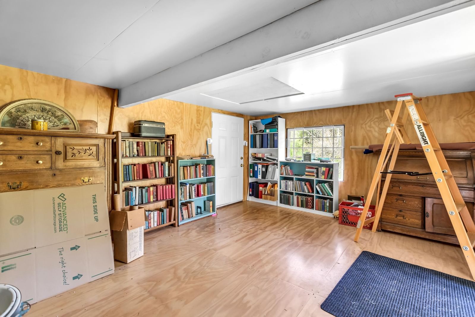 Listing Image 16