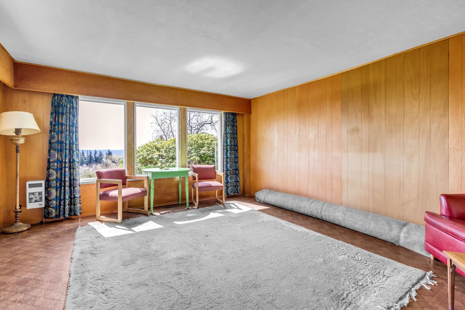 Listing Image 6