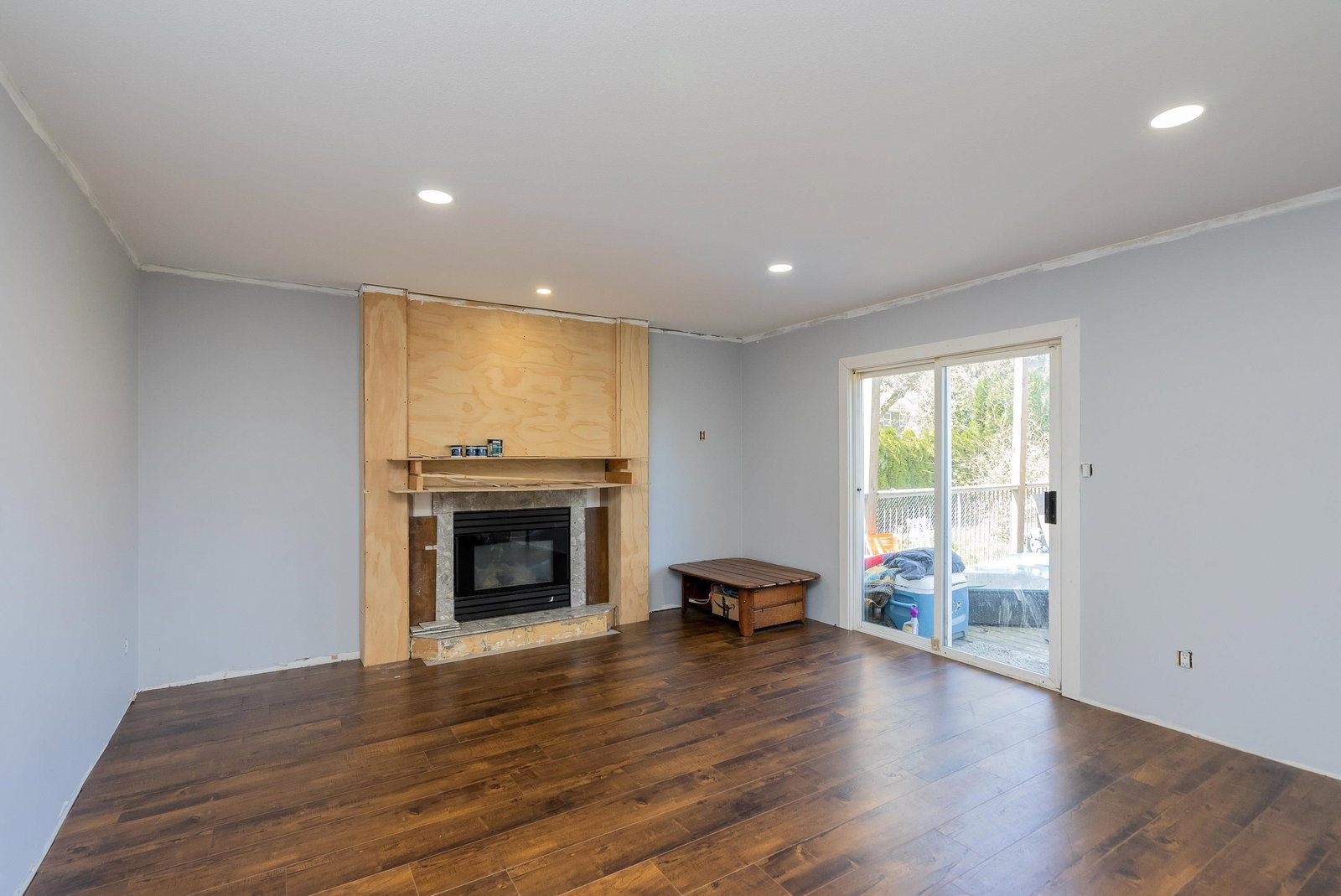 Listing Image 14