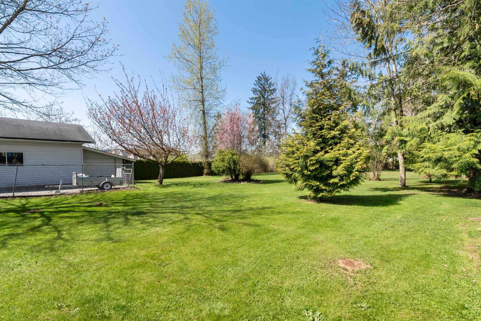 Listing Image 32