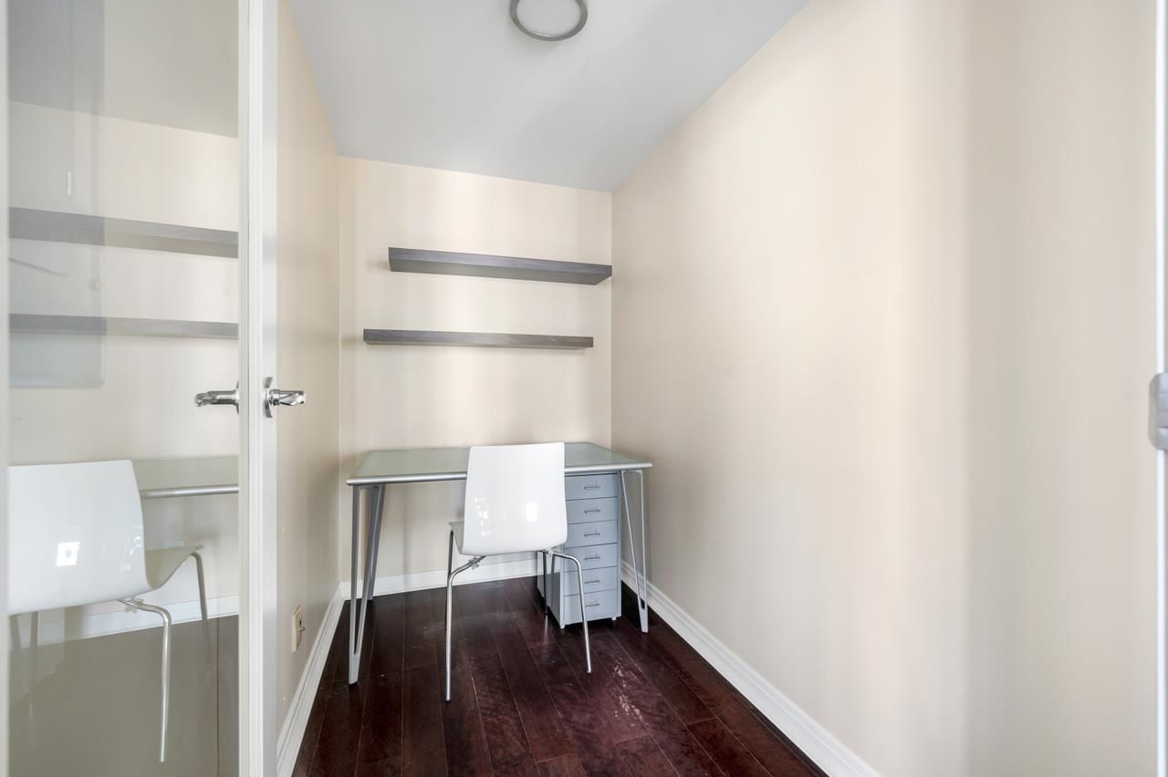 Listing Image 16
