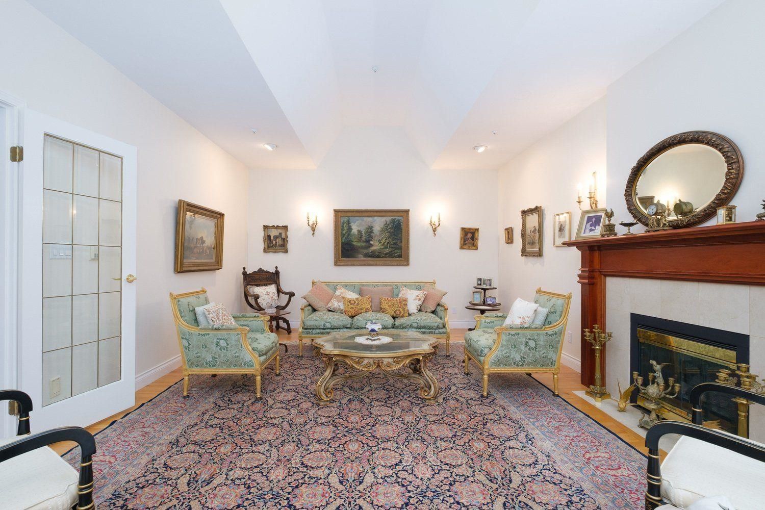 Listing Image 9