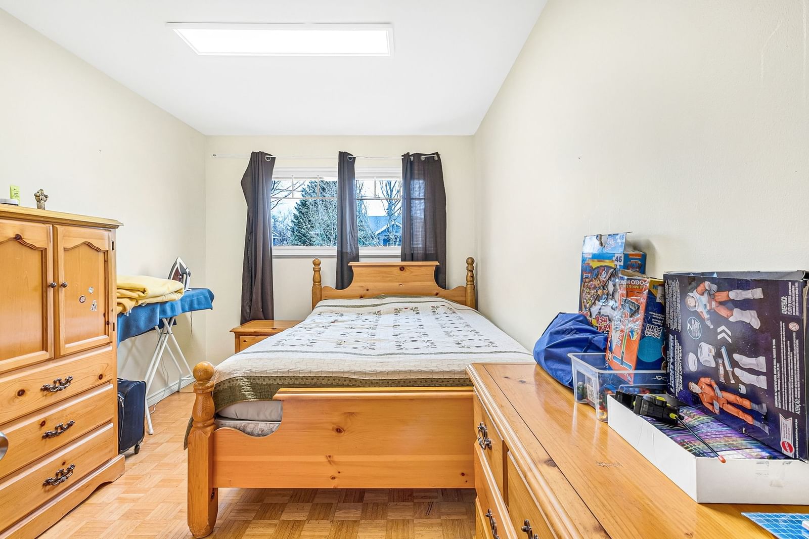 Listing Image 9
