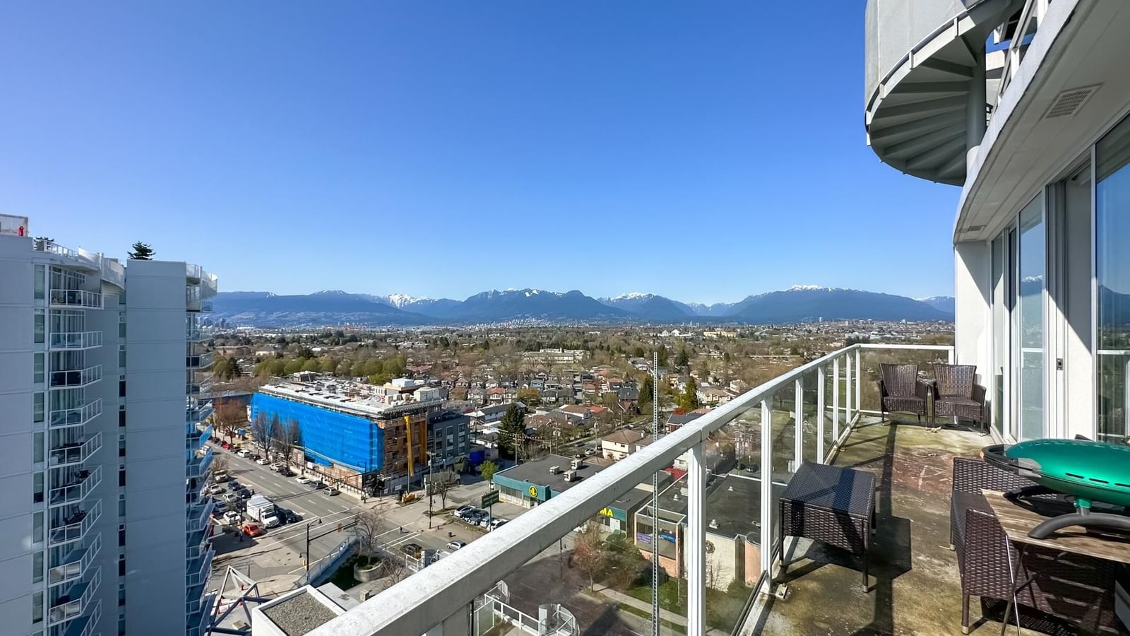 Listing Image 20