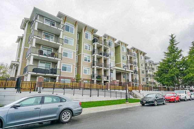 418 - 20696 Eastleigh Crescent