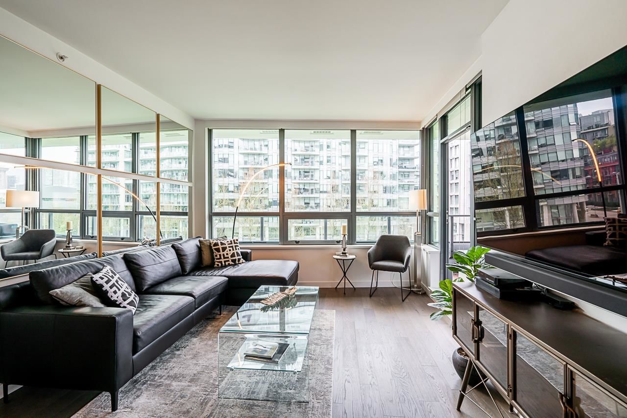 Listing Image 10