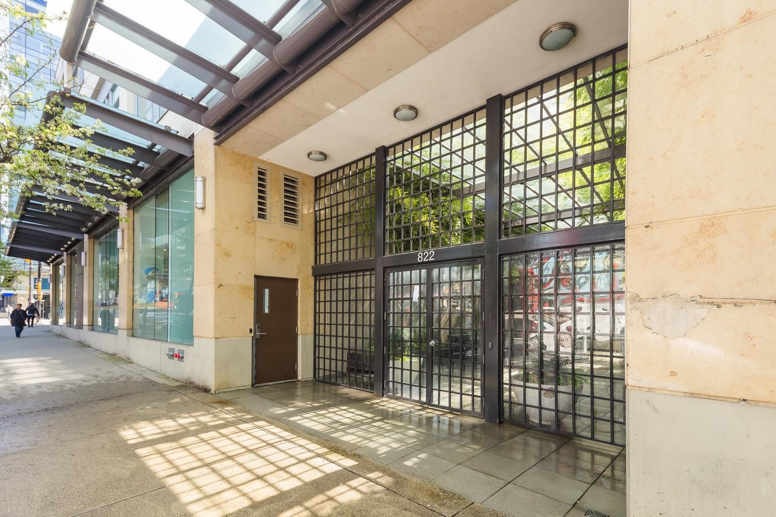 Listing Image 22
