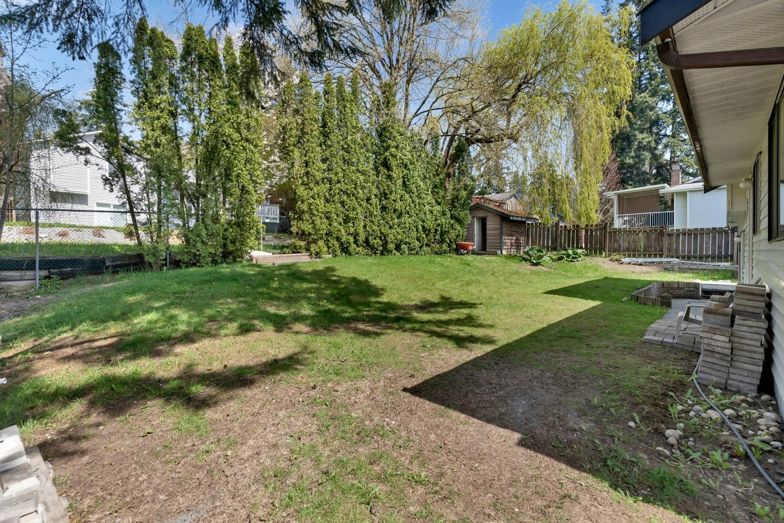 Listing Image 14