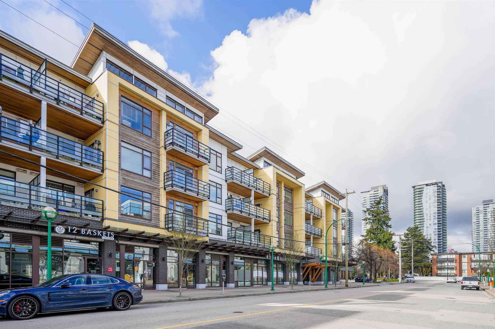 Listing Image 1