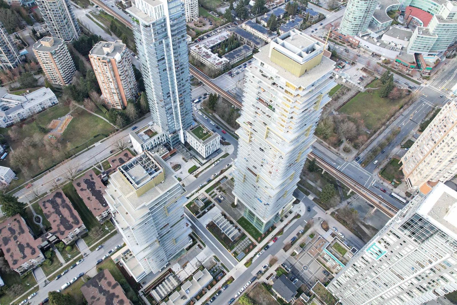 Listing Image 11